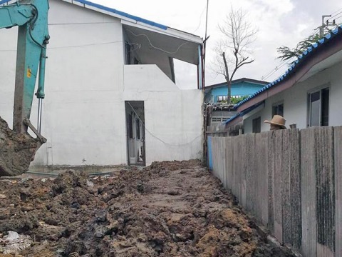 รับทุบตึก รับทุบตึก